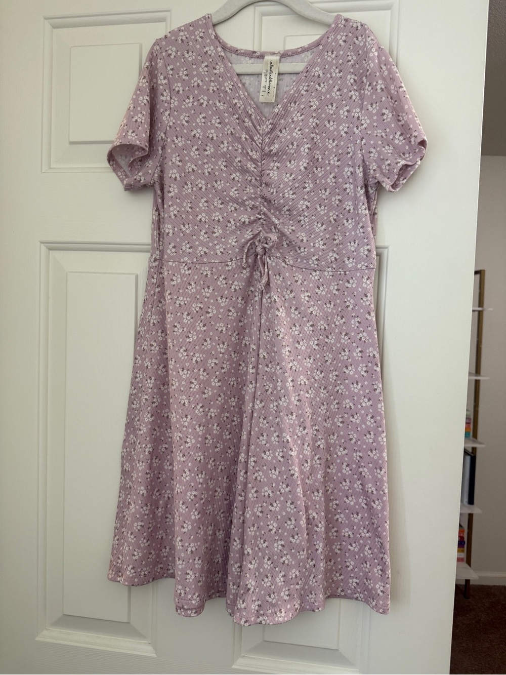 Heart and Arrow Lilac Floral Ruched V-Neck Short Sleeve Dress